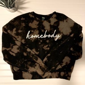 Women’s crew neck sweatshirt
